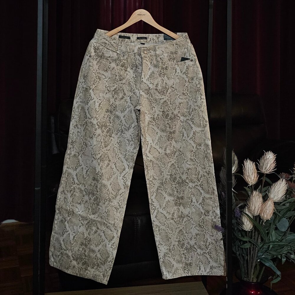 WILD FABLE-LOW-RISE BAGGY JEANS